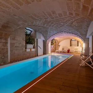vianna-suites-spa.lecce-hotels.com/